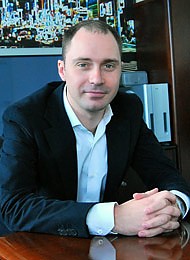  Глеб Славутский