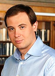 Александр Сахаров, директор по развитию финансовых сервисов ОАО