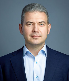 Константин Чумаченко: "Еще один аргумент в пользу облака – информационная безопасность. Атаки злоумышленников становятся все более масштабными и изощренными. Борьба с ним требует все больше ресурсов и знаний"