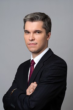 Сергей Сергеев: "Хочется, чтобы больше инноваций рождалось в России, особенно в области математики и ИТ. Это позволило бы нам быстрее внедрять новые технологии, не тратя время на адаптацию иностранных разработок".