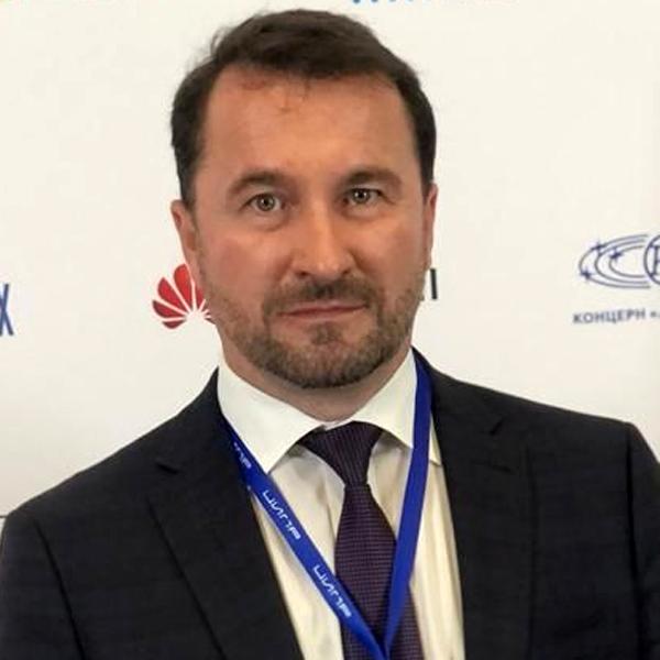 генеральный директор ООО "Менеджмент и Финансы" ("МенФин") Олег Финагин генеральный директор ООО "Менеджмент и Финансы" ("МенФин") Олег Финагин