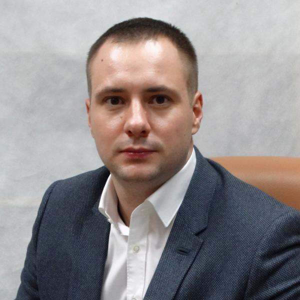 Денис Жуков, старший инженер данных Luxoft, специалист по внедрению DWH/ETL/BI решений для финансового сектора