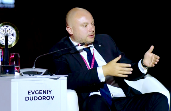 "Иннопром 2024". На фото руководитель АО "НПО Андроидная техника" Евгений Дудоров
