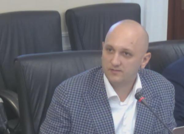 Круглый стол "Правовое регулирование оборота цифровых валют в Российской Федерации: статус, риски, механизмы контроля и развитие инфраструктуры". На фото: исполнительный директор дирекции "Платежные системы и партнерства" Сбера Анатолий Пронин (фото ComNews)