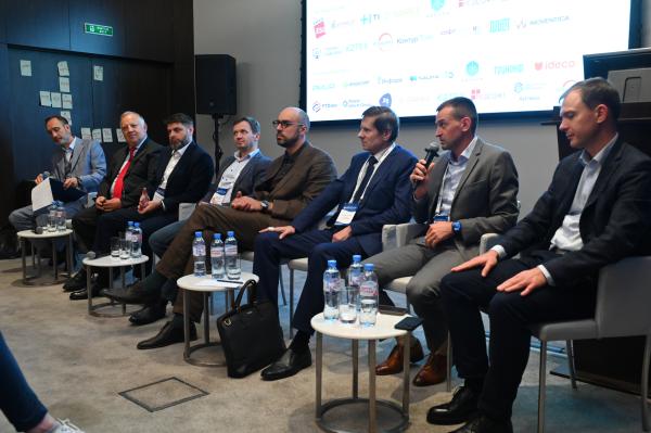 XII Федеральный форум ИТ и цифровых технологий ТЭК России Smart Oil & Gas 2026 (фото ComNews)